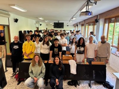 Foto Scienze Motorie lezione nuoto