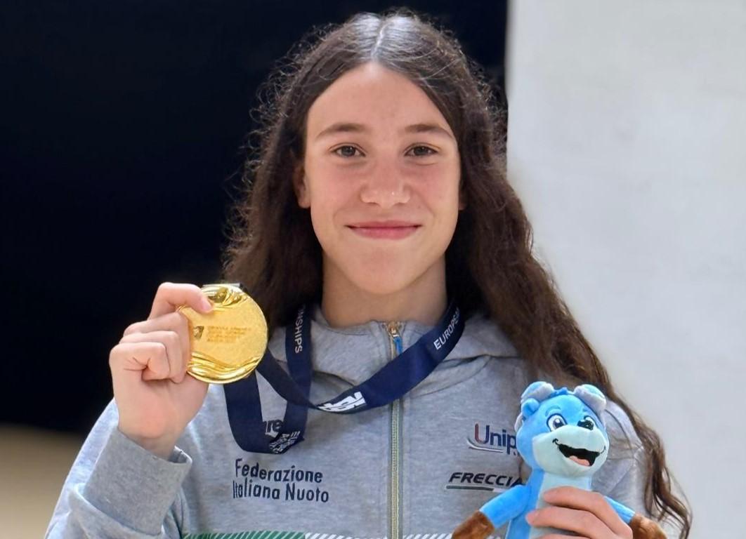 images/000_foto_2026/large/eurojrs_nuoto_oro_alessandra_mao_100_stile_libero_rij.jpeg