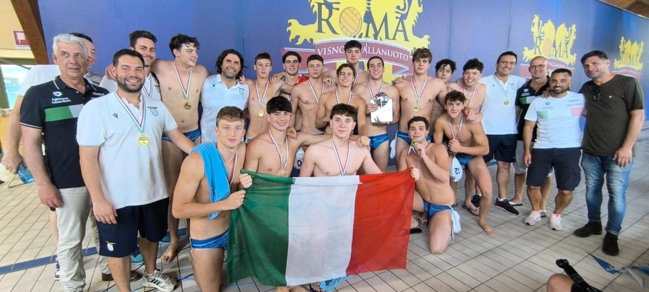 images/joomgallery/originals/galleria_fotografica_8/2025_1286/finali_juniores_a_maschile_titolo_alla_ss_lazio_nuoto_1443/large/1_classificata_ss_lazio_nuoto_3_20250725_1785140153.jpeg