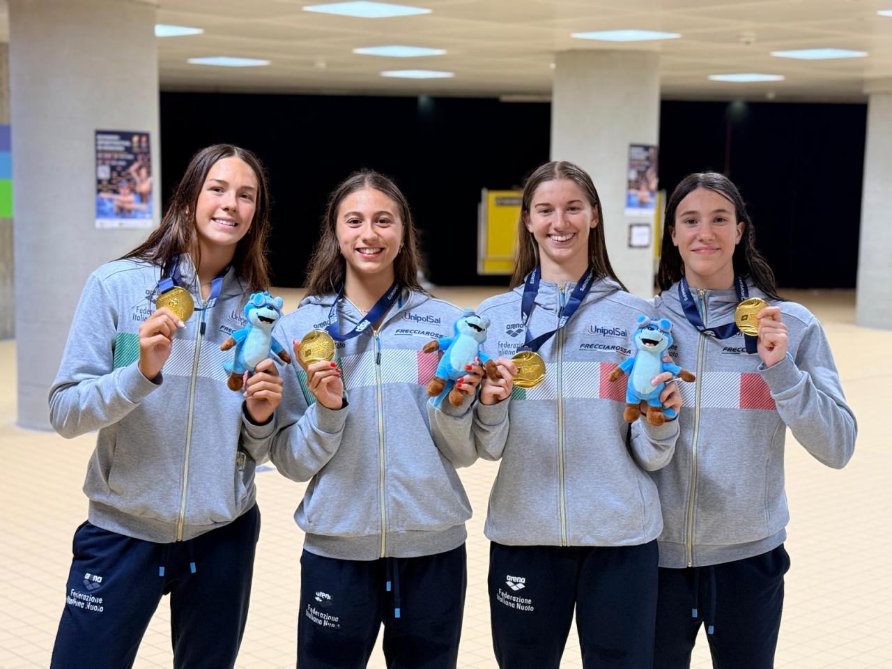images/joomgallery/originals/galleria_fotografica_8/2026_1576/europei_juniores_di_nuoto_a_monaco_di_baviera_le_medaglie_azzurre_1747/large/oro_4x200_stile_libero_femminile_20260709_1757846245.jpeg