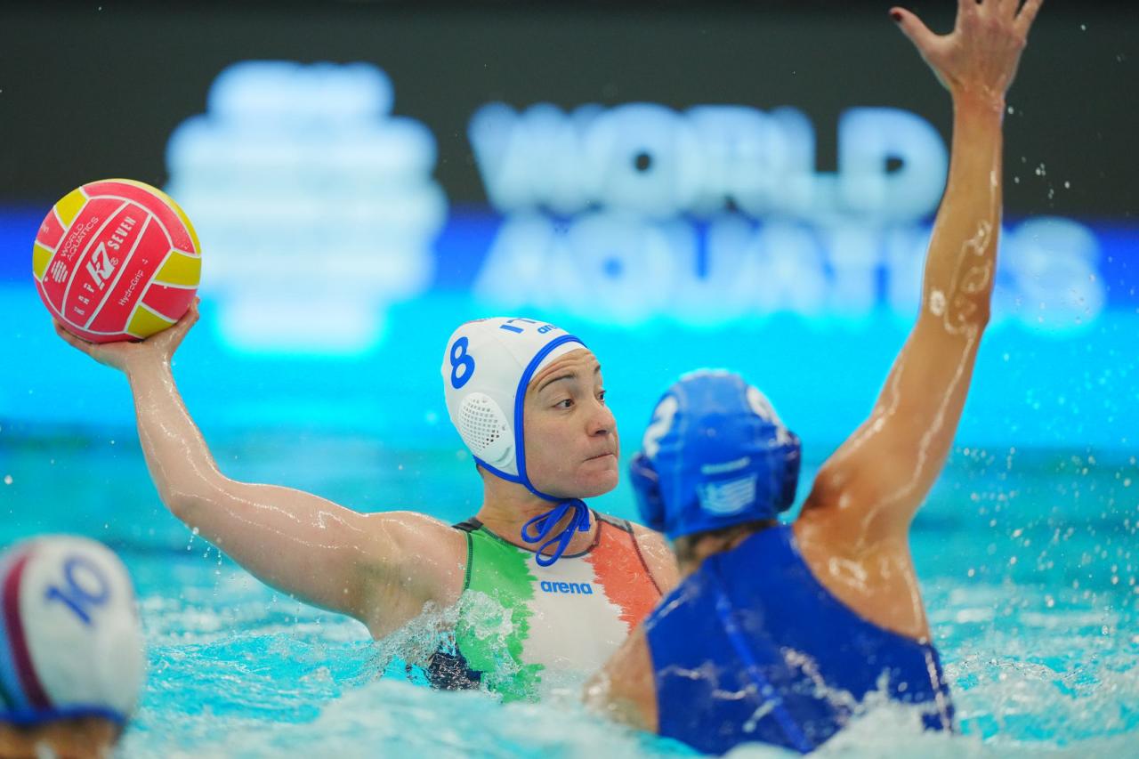 images/joomgallery/originals/galleria_fotografica_8/2026_1576/world_cup_a_rotterdam_italia-grecia_11-15_1677/large/italy_vs_greece___day_1___women_s_water_polo_world_cup_2026__division_1___rotterdam_medium_res_image_m166761_20260502_1593982381.jpg