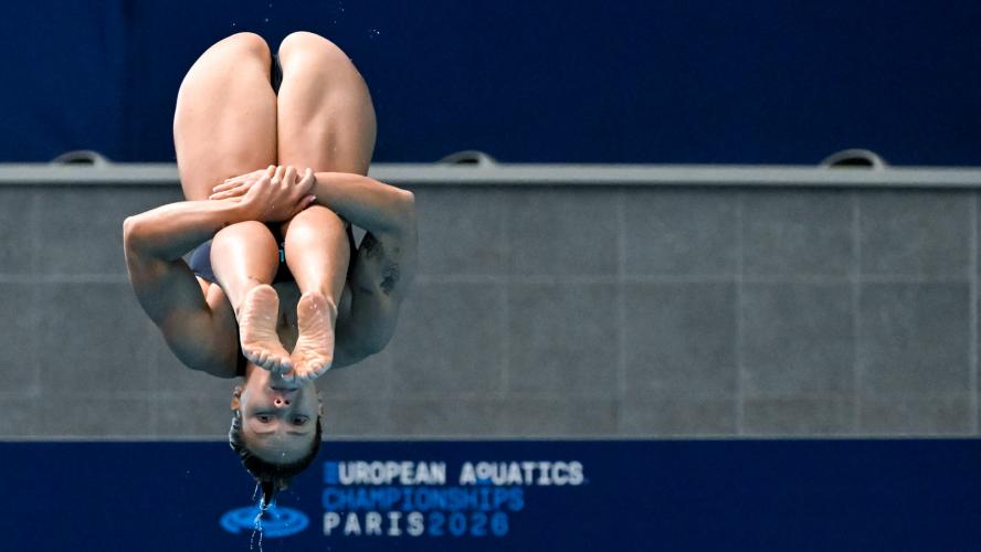 Europei di Parigi. Tuffi giorno 3. Preliminari trampolino 1 metro F
