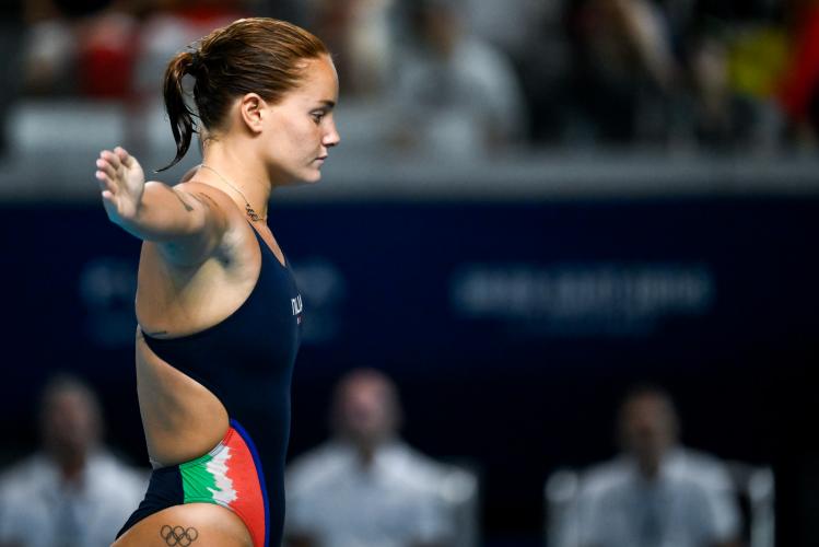 Europei di Parigi. Tuffi giorno 5. Preliminari trampolino 3 metri F