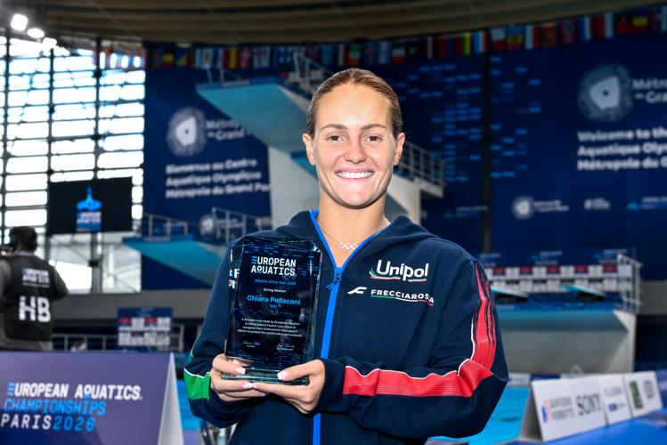 Europei di Parigi. Tuffi giorno 6. Finale trampolino 3 metri M e premiazione Pellacani