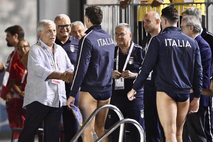 Giochi del Mediterraneo. Italia-Bosnia 38-4. Settebello show davanti al Ministro Tajani