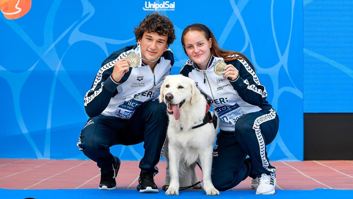 images/large/ITALY_PELLACANI_Chiara_SANTORO_Matteo_Bronze_Medal_Lea_Mascotte_Roma2022_DBM_AS20435.JPG